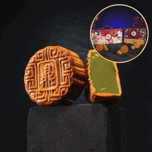 Traditional Pandan Mooncake - 4 pcs per Choice of Designer Box