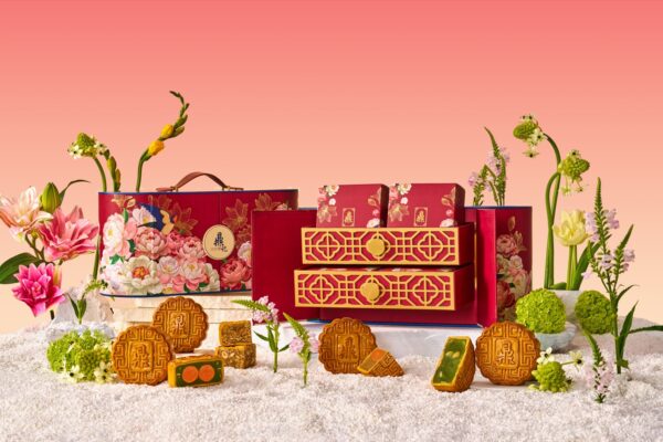 White Lotus Double Yolk Mooncake - Image 4